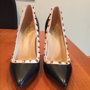 New Aooar studded high heal shoes